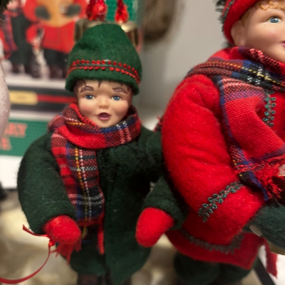 Vintage Dickens Smile Ind. Ltd. 1990 Christmas Carol Music Box with Lights w/box - Picture 6 of 17